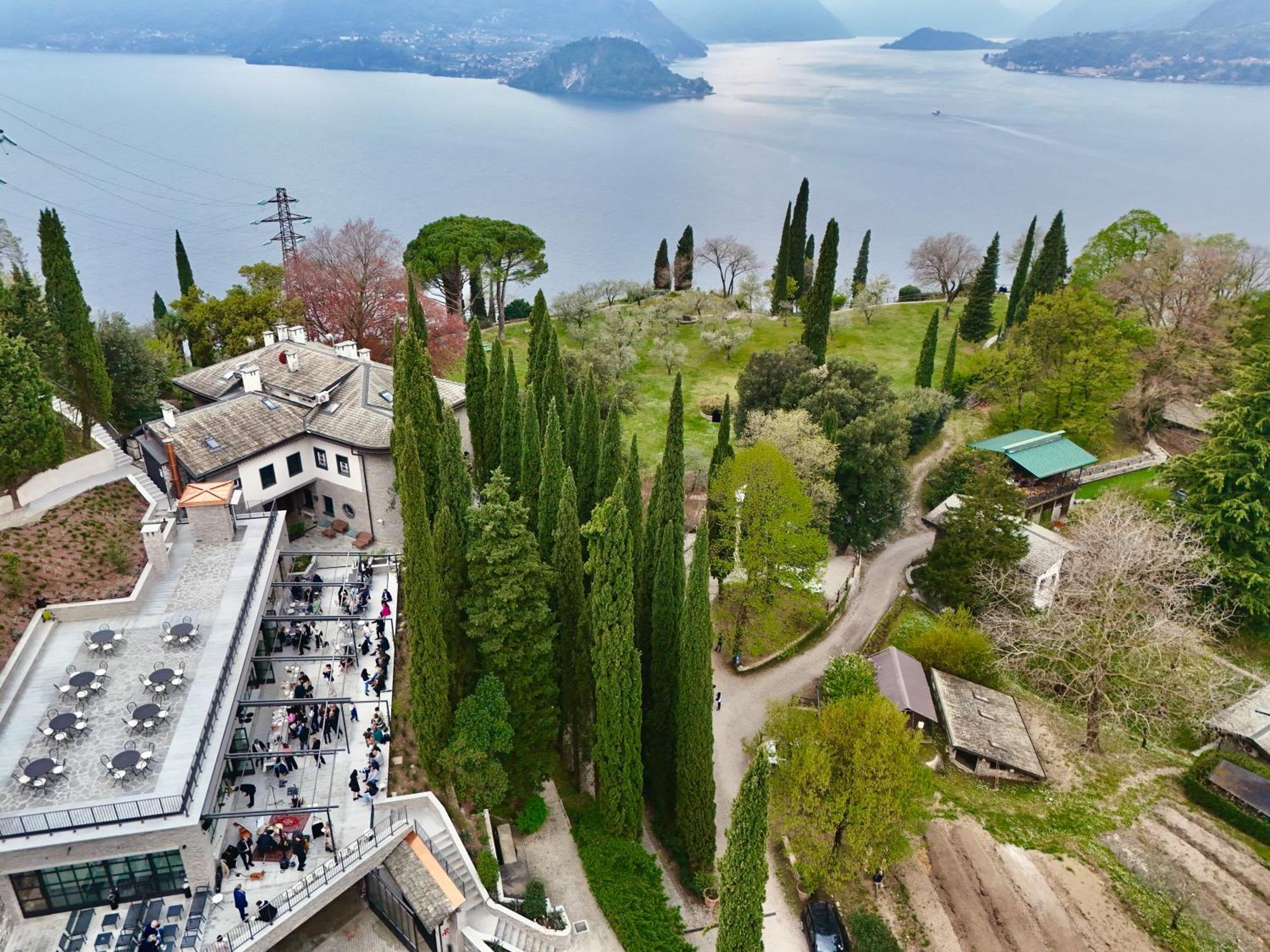 Castello Di Vezio In The Village Варенна Экстерьер фото